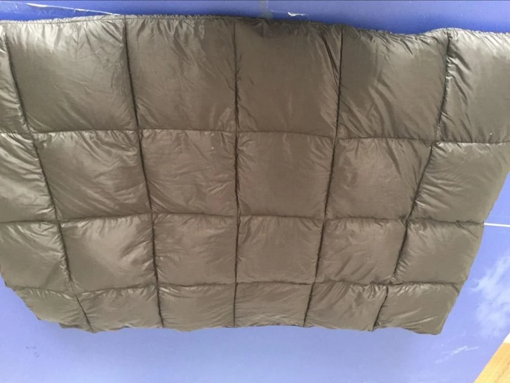 Top Waterproof Nylon with Bottom Polar Fleece Fabric Duck Down Indoor/Outdoor Camping Blanket