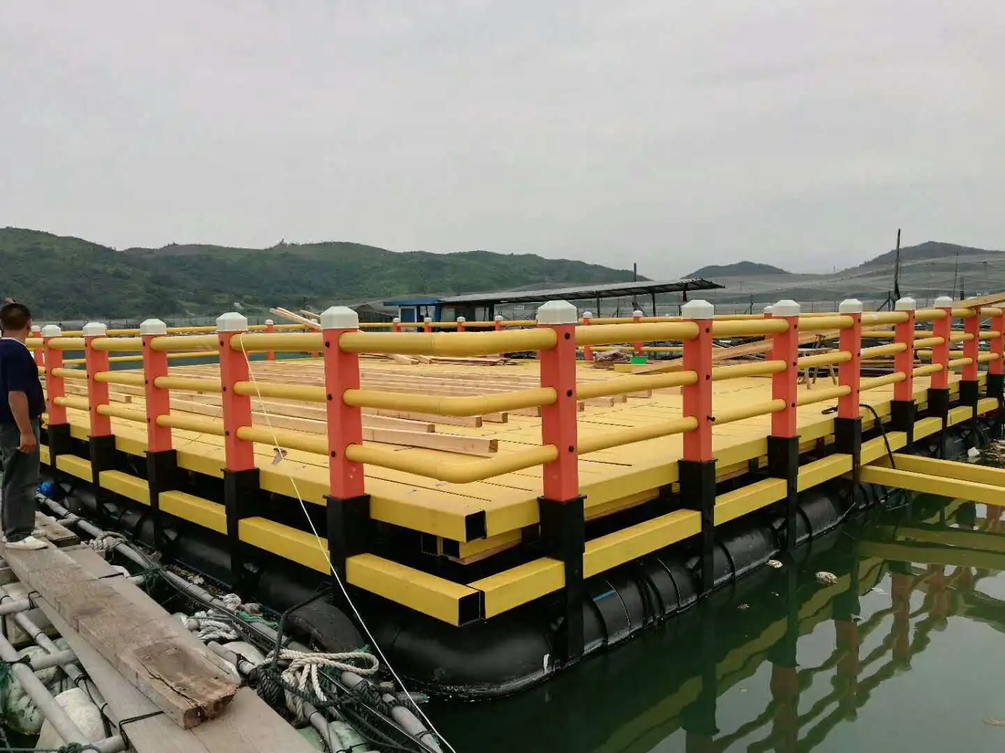 HDPE with recycle scrap Plastic ocean pedal panel extrusion machine line extruder