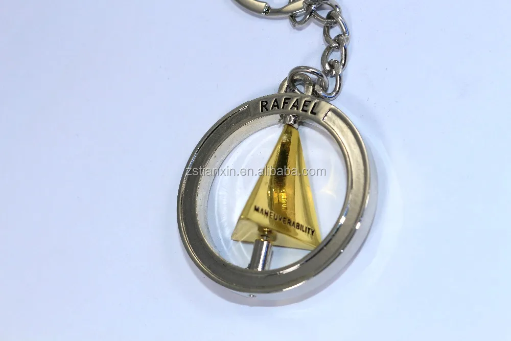 wholesale custom 3D golden pyramid key chains
