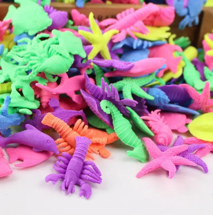 24 Pack Card Water Growing Sea Life Creatures 1pc/card Expandable Creatures Animals Amazing Toys