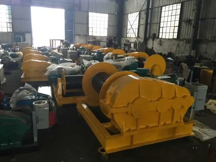 30 tons electric winch wire rope type with remote control low price