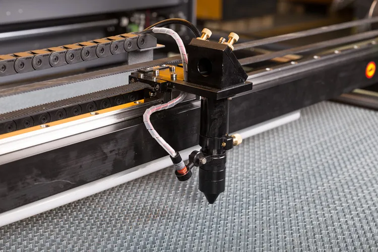 1080 Co2 laser cutting machine acrylic wood leather Mdf laser cutting engraving machine