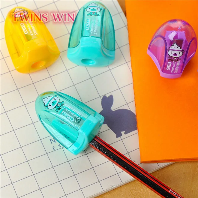 Small moq Customized factory directly cartoon funny multifunction plastic cosmetic fancy manual pencil sharpener for girls