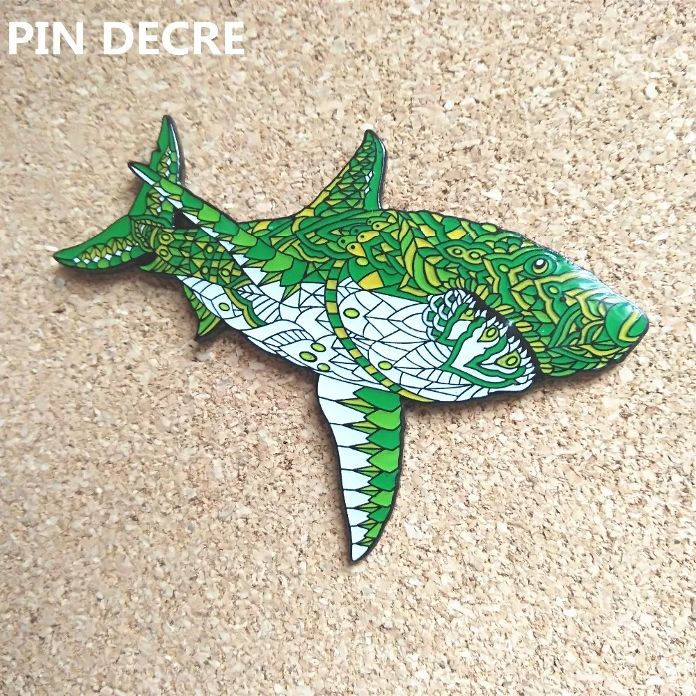 Kunshan Высокое качество под заказ черный никелированный Изысканный красочный Акула жесткая эмалированная булавка