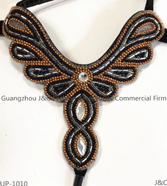 
2019 low price black color hot fix stone upper pu vamp 