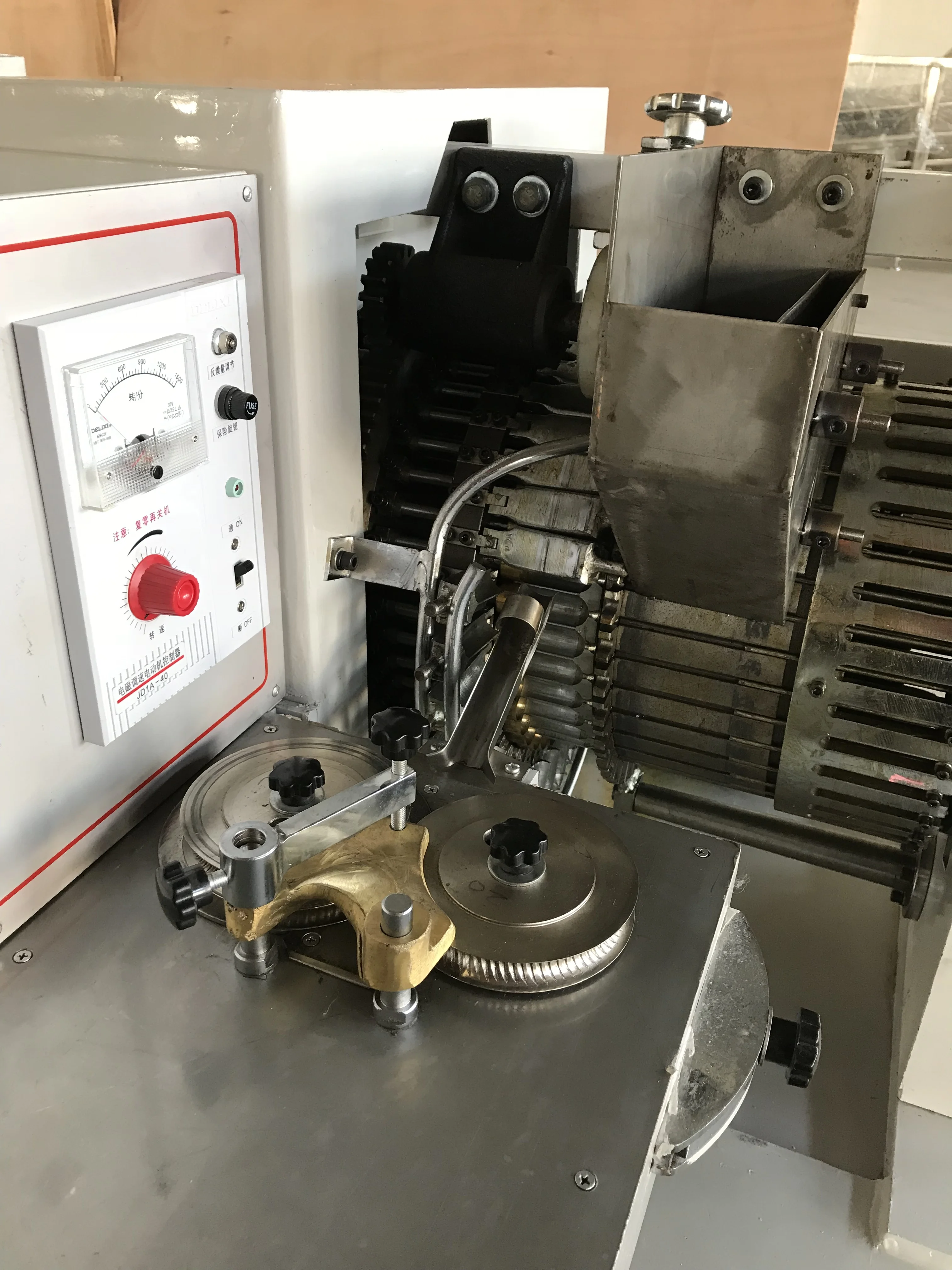 Professional Lollipop Sweets Forming machine /New the machines of making lollipop