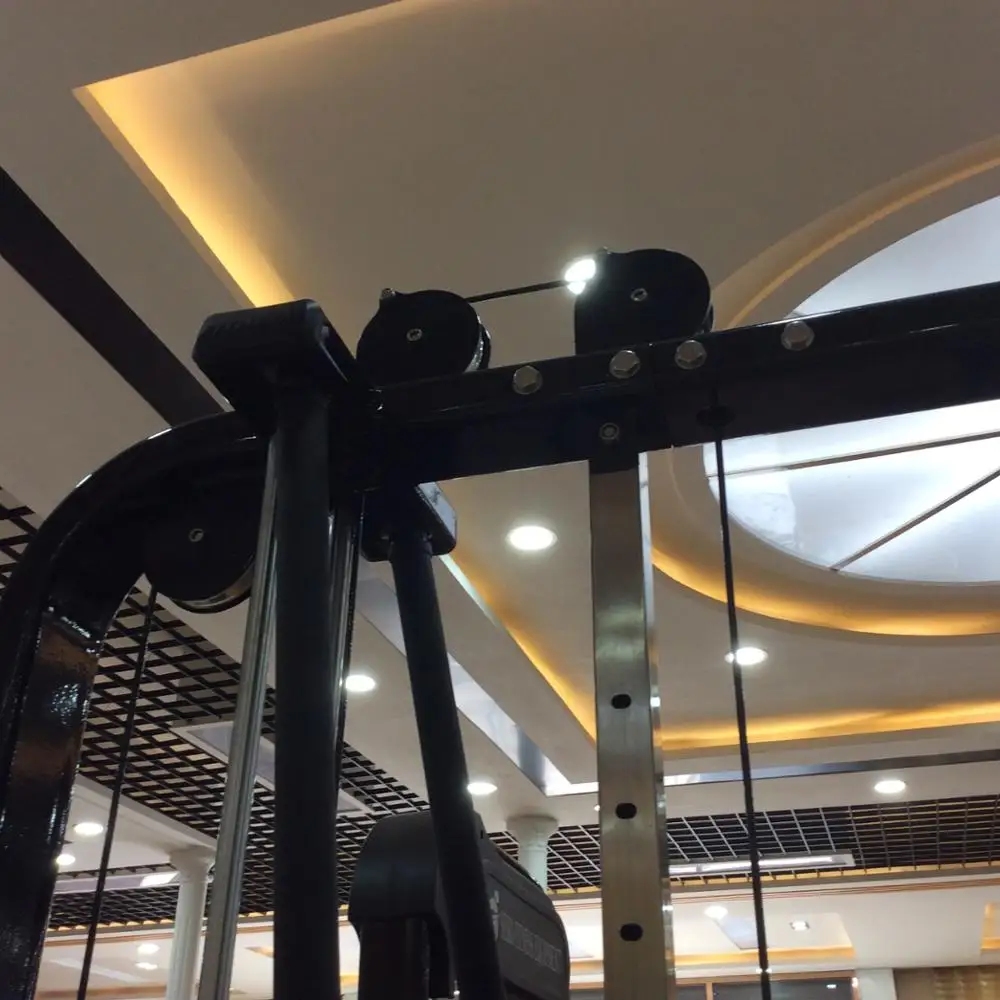 gym equipment cable crossover machine