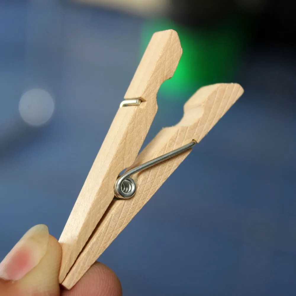 Multipurpose Eco-Friendly Wooden Pegs and Doll Pins Painted Hanger for Arts Crafts Household Decoration Home Decor