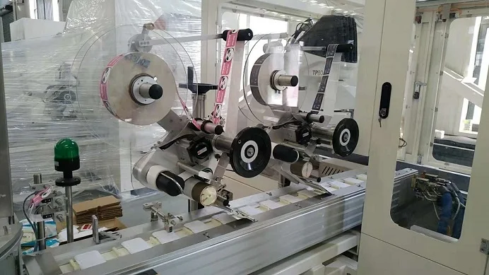 Robotphoenix Automatic High Speed 120 PPM Staubli Scara Robot Wet Wipe Lid Applicator