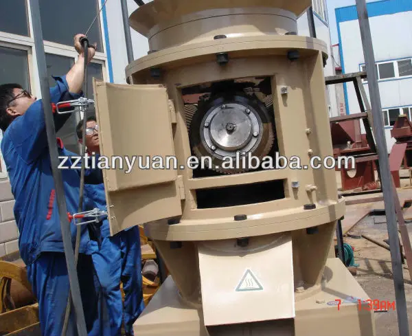 grinding wood chips to sawdust machine