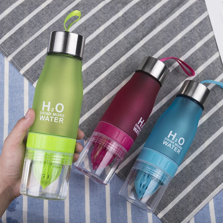 Colorful 650ml BPA Free Lemon Drinking Infuser Water Bottles Fruit Infuser