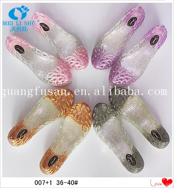 Wholesale high quality Shoe Translucent gradual Woman Glitter jelly pom pom sandals
