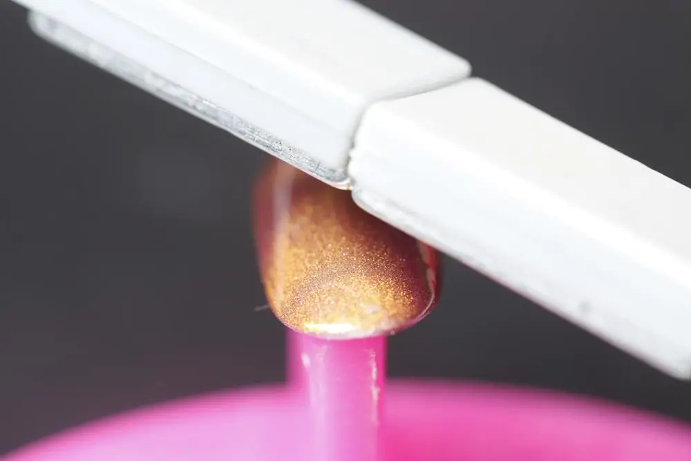 Private Label Double-end Magnet Stick for 3D UV Nail Cat Eye Gel Polish With Strong Effect for Nail Salon Manicure Decoration