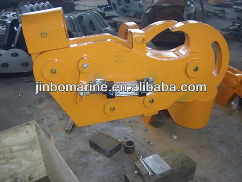 QRH Pneumatic control marine towing hook