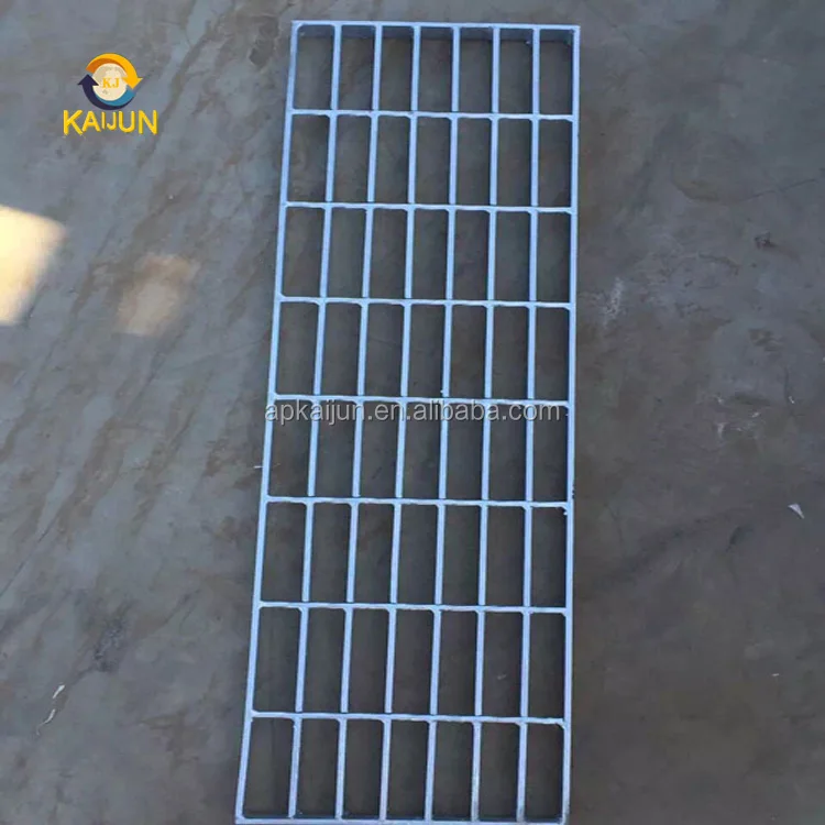 Anti Slide Galvanized Steel Grating , Light Weight Metal Grate Sheet For Stair Tread