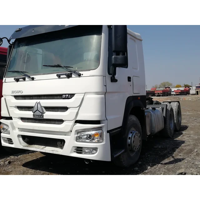 
heavy duty left hand drive 10 wheels 6x4 sinotruck HOWO used tractor truck for sale 