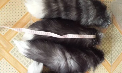  Брелок из натурального меха брелок с меховым помпоном