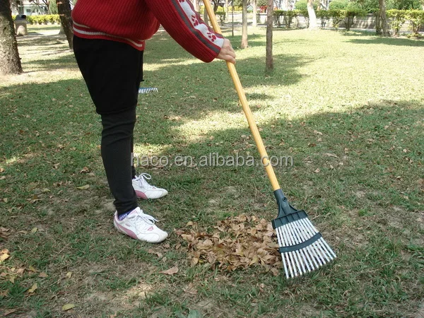 
13 Tine Steel Grass Garden Leaf Rake 