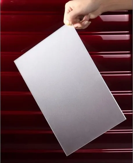 Диффузионный поликарбонатный лист со светодиодной подсветкой Опаловый твердый