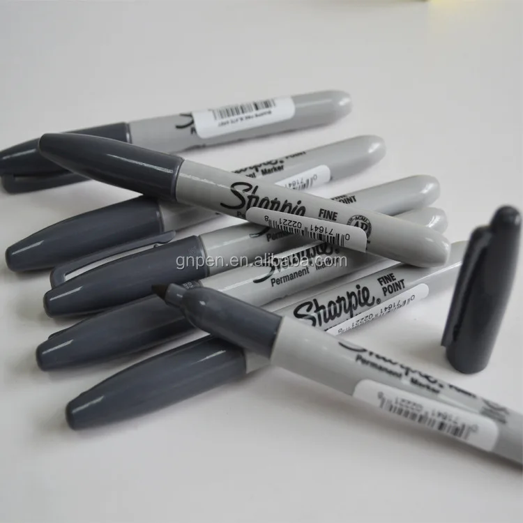 Sharpie Permanent marker pen with non-toxic ink