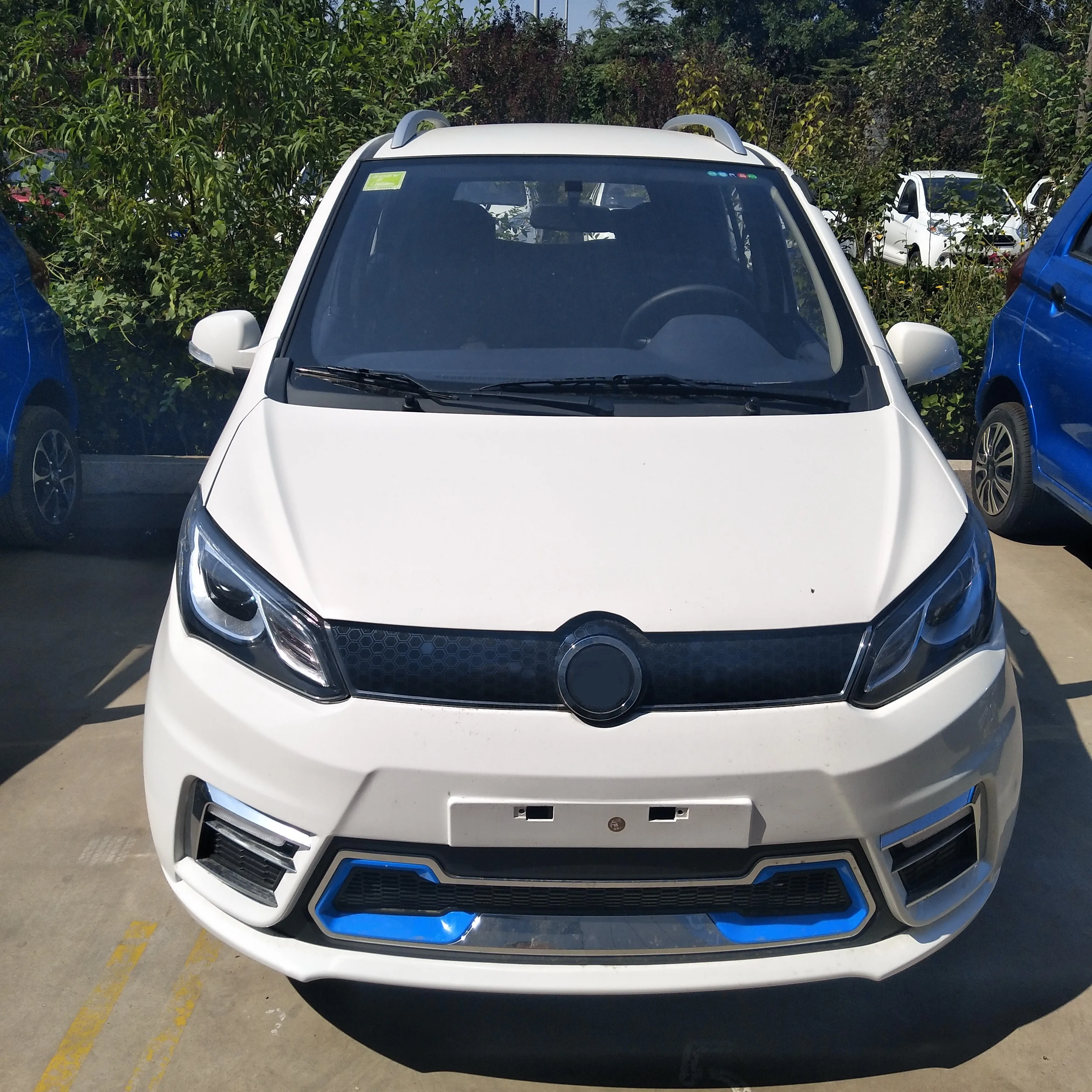 F1   Hot sale factory price 4 seat cheap electric cars left steering wheel right hand drive small electric cars suv jeep