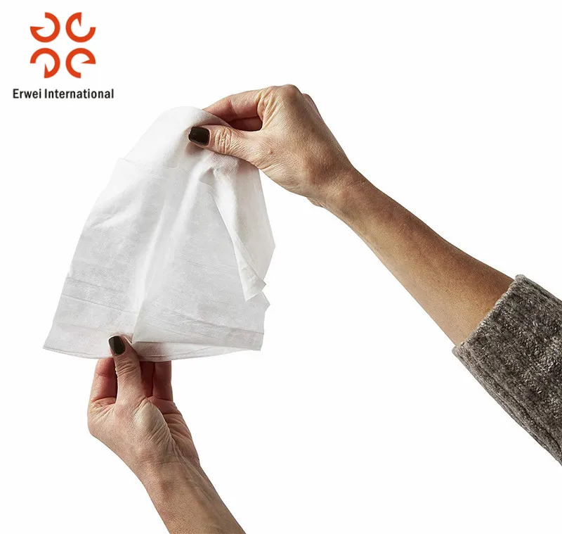 Custom Baby Wet Wipes Dispenser Plastic Box Baby Wipes in Container