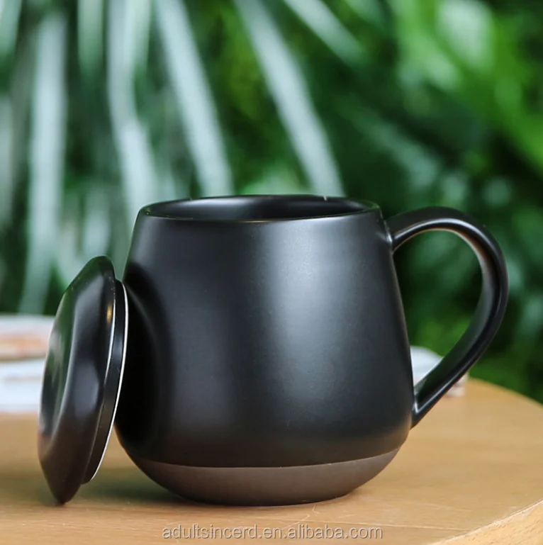 Популярные Новые Креативные подарочные кружки с крышкой, большая емкость, черная стеклянная кофейная чашка, Пользовательский логотип, керамическая чашка