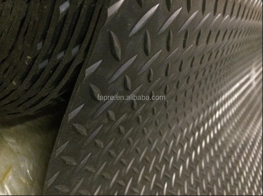 Anti-slip diamond checker runner willow leaf rubber matting for  bus Garage rubber floor