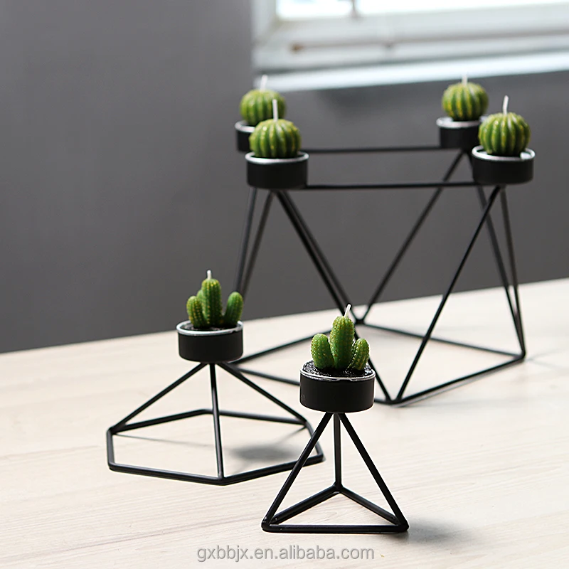 Wholesale Handmade Geometric Display Wedding Favors Tabletop Decor Metal Tea Light Black  rust-proof  Candle Holder