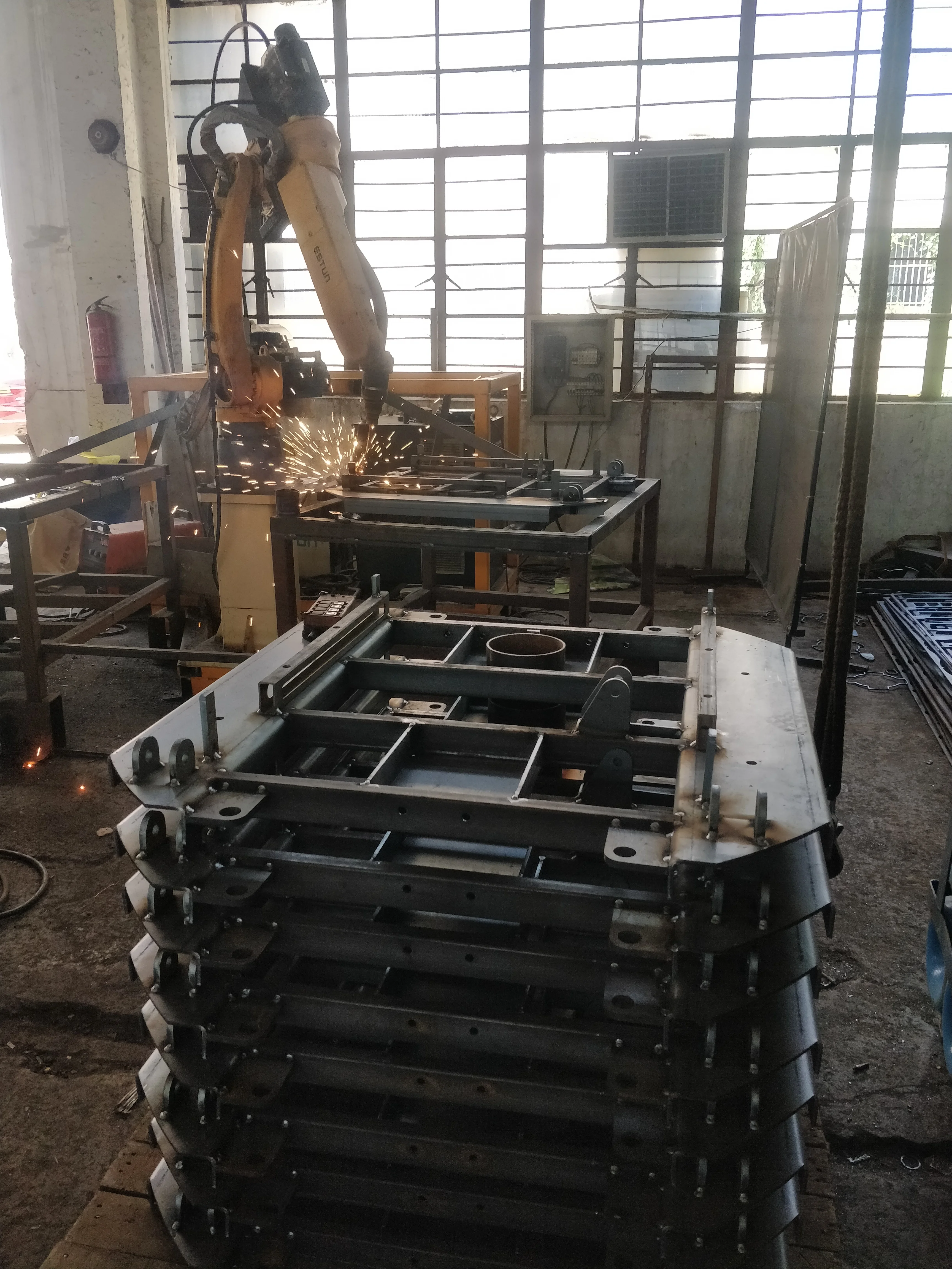 360 Degree Rotating Pallet Spring Level Loader