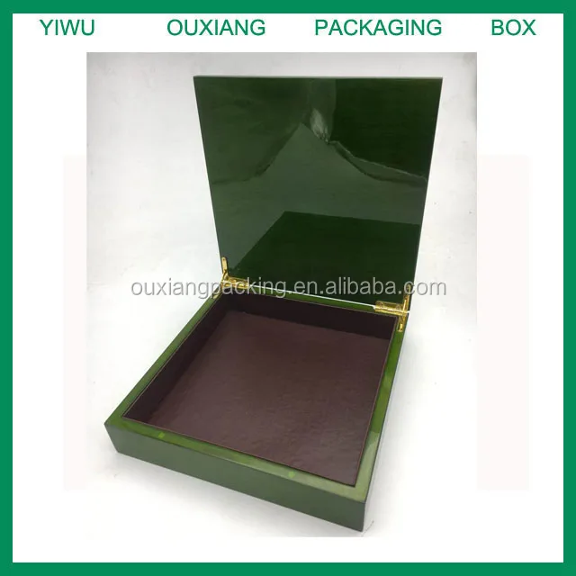 
custom design piano green lacquer finish hot sale luxury wooden chocolate box 