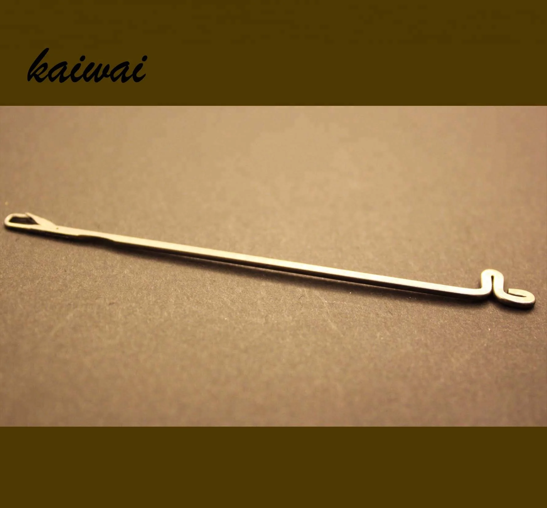 
Hand driven flat knitting needles 