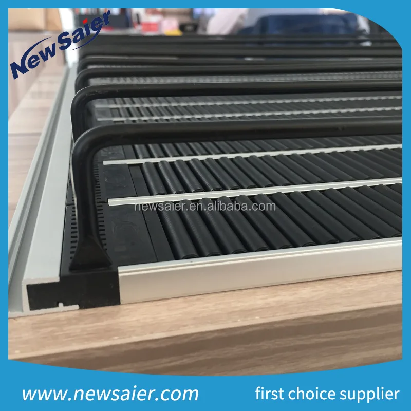 roller track conveyor with shelf stopper