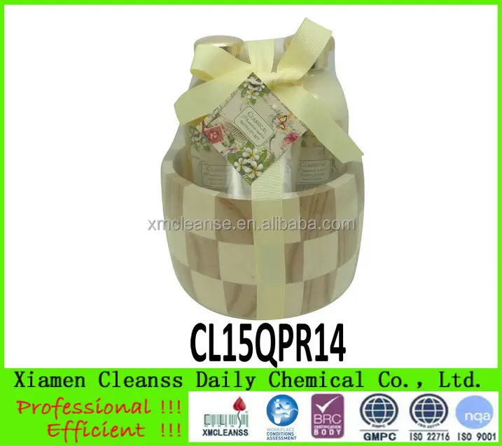 Beauty and Health High Quality Bath Gift Set in Wooden Bucket