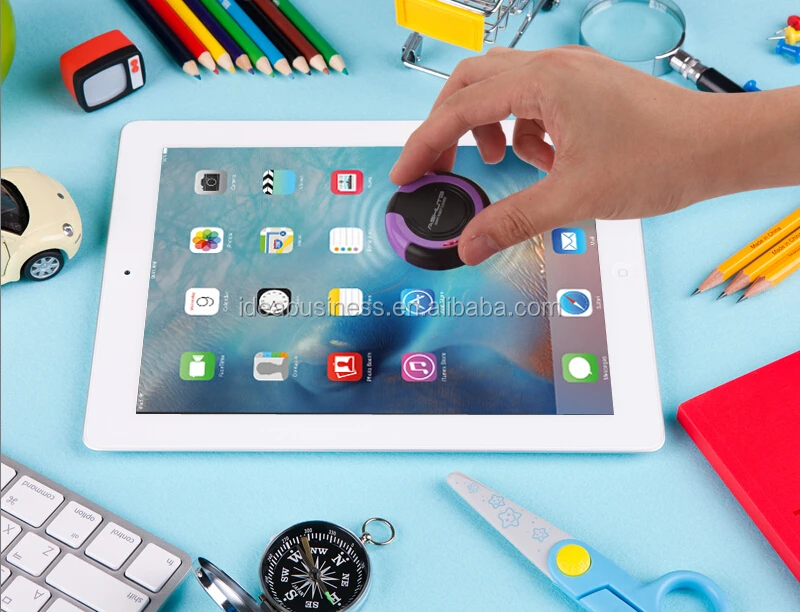 Korea design mini round Smart phone Screen Cleaning Robot for cleaning the display of cell phone and tablet