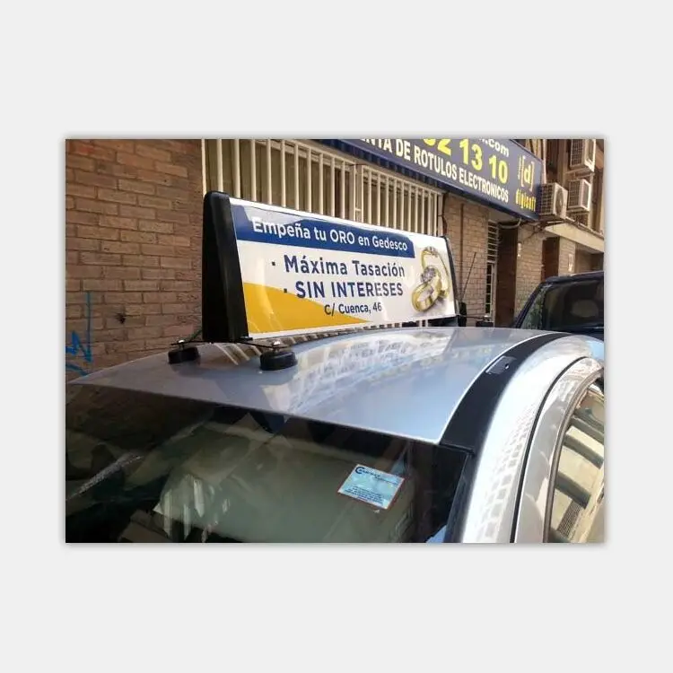 rooftop taxi carrier