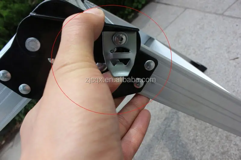 Folding Aluminium Platform Work Step Hop Up Bench Decorating 77cm Long 50cm High