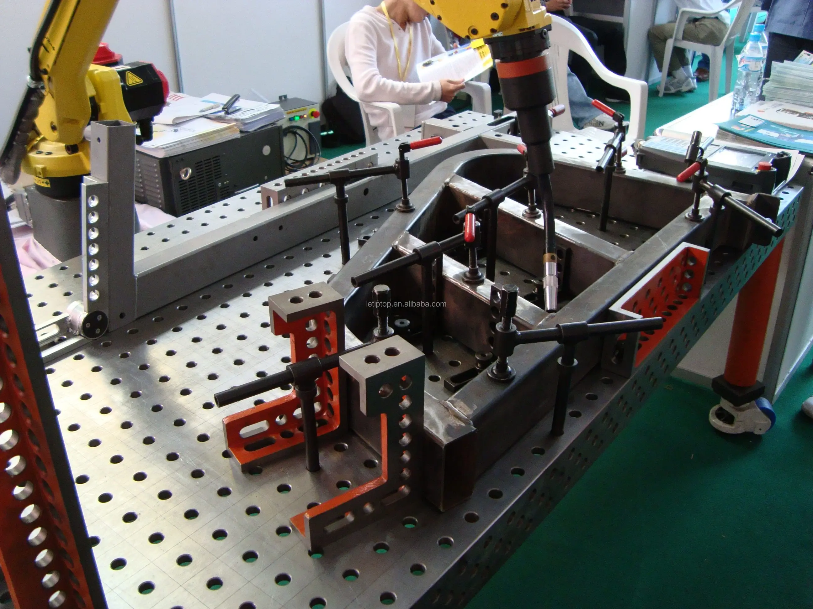 Factory Direct Soldering Robot 3D Welding Table With Jigs & Fixtures