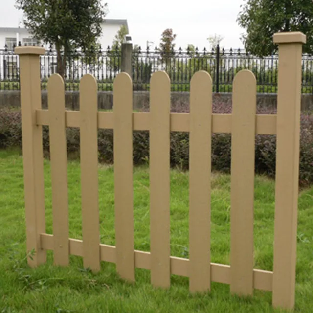 Used WPC Wood Plastic Portable Privacy Free Standing Pickets Pence Panel For Sale