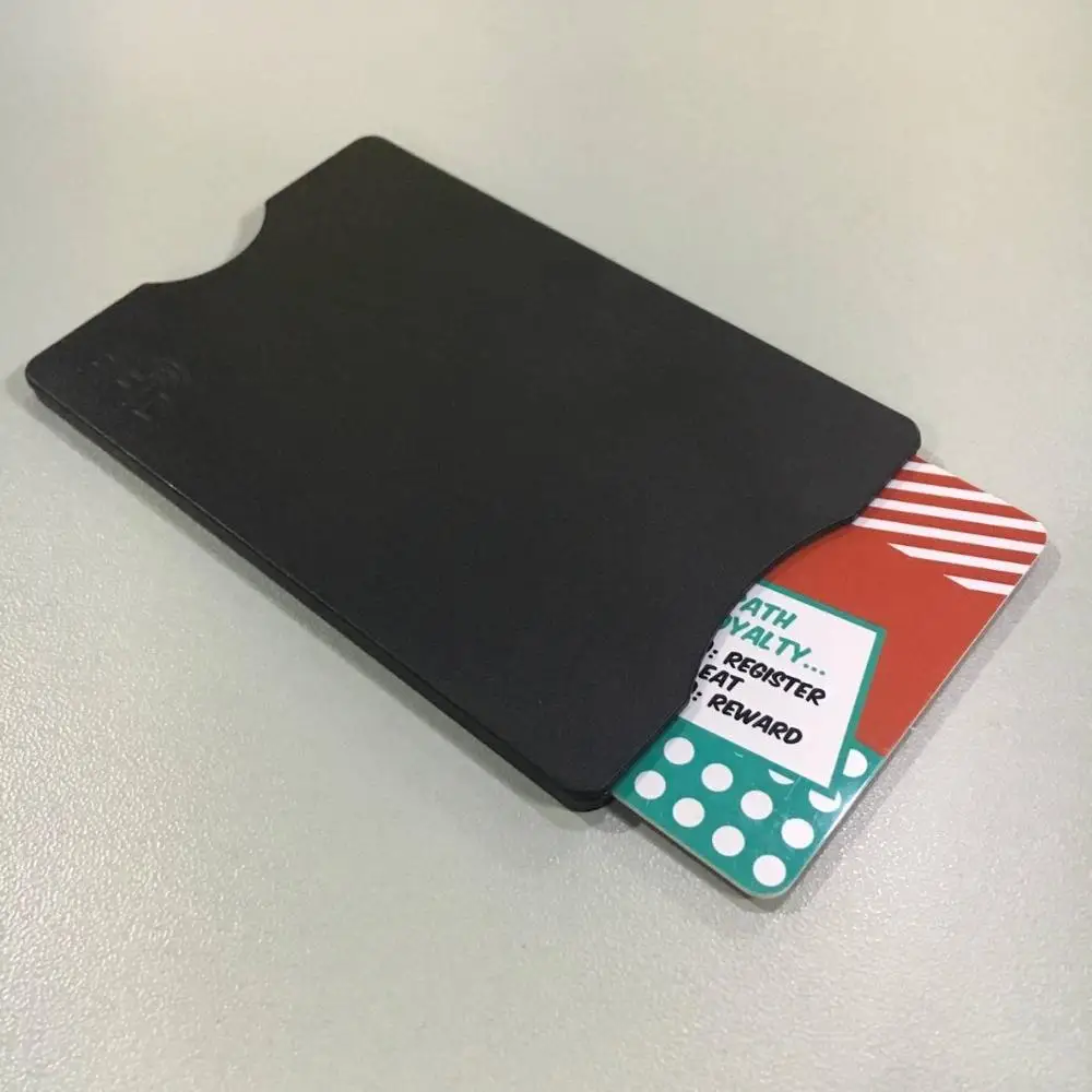 Жесткий пластиковый держатель для кредитных карт с блокировкой RFID АБС защиты информации от