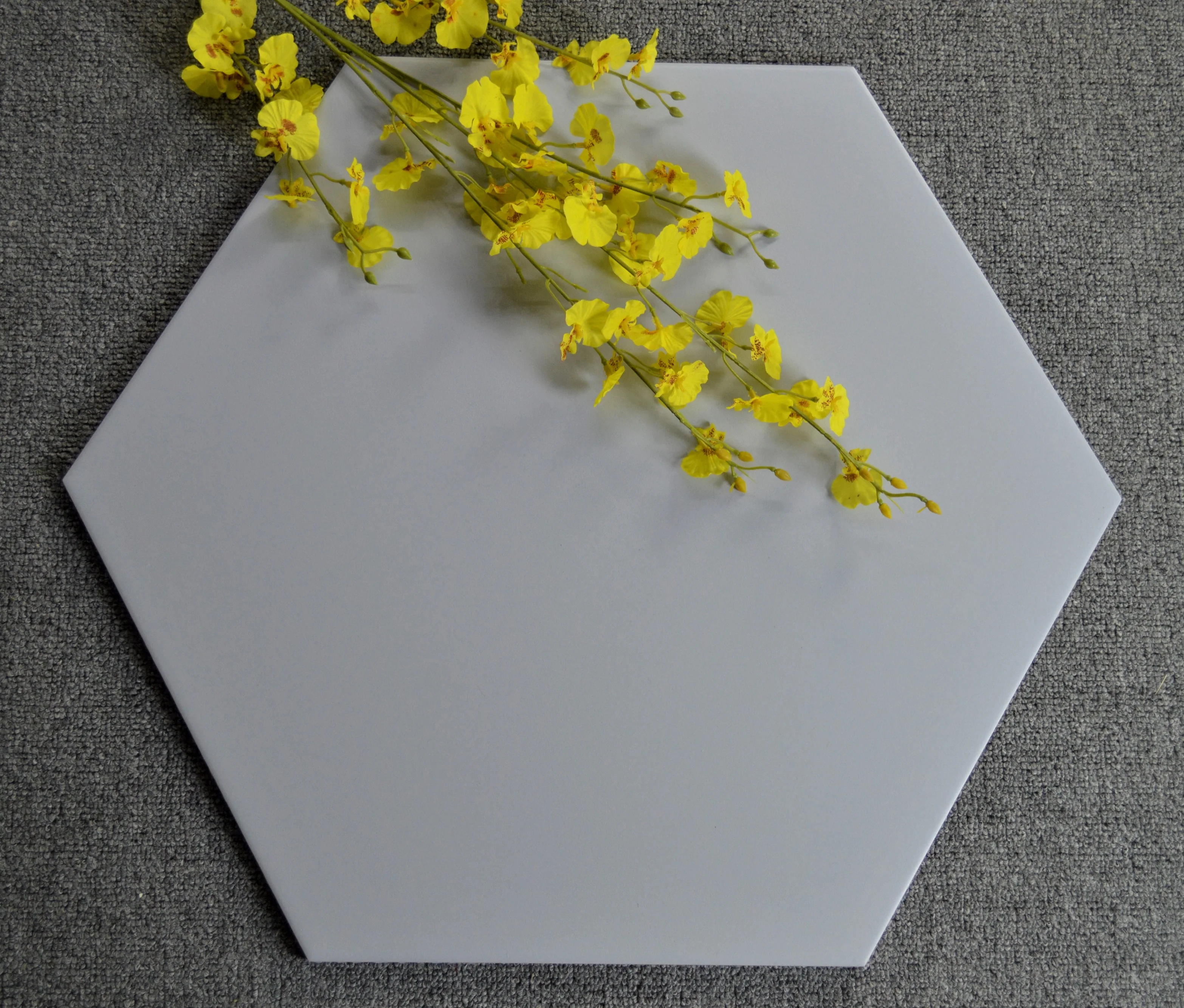 
LUSSO Ceramic 520x600mm Hexagon Ash anti slip porcelain tile for floor 