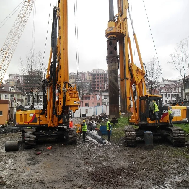 High quality XR220DII 52m deep mobile rotary drilling rig with CIF price hot sale