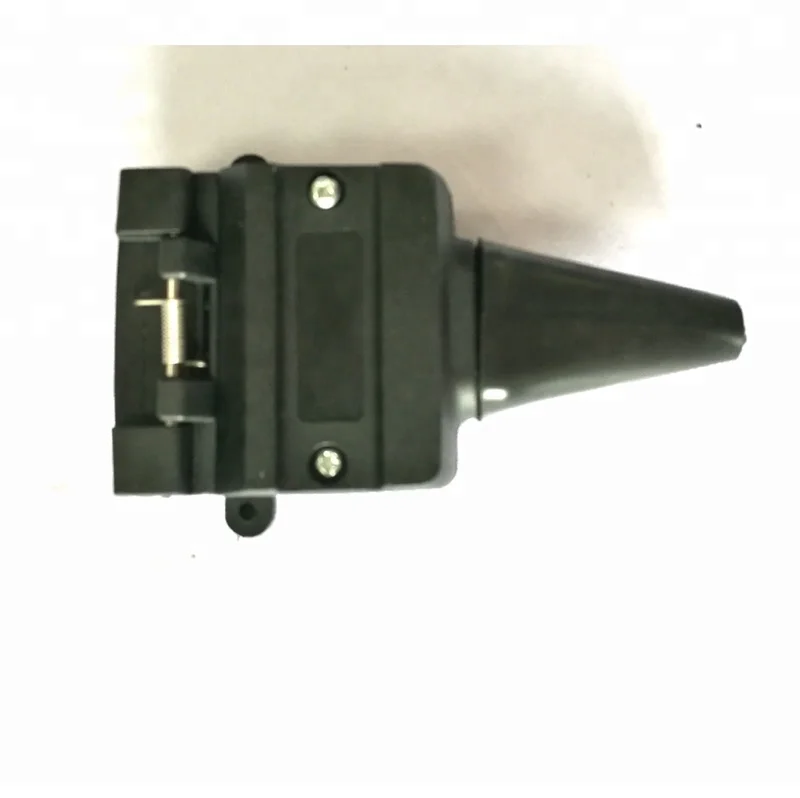 Cheapest12V flat connector Australia plastic 12 pin trailer adapter connector 12 pin trailer socket