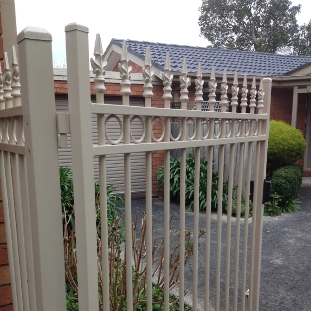 Wrought iron Cast iron forge iron ornamental post tubular fence spear