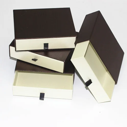 Cardboard box manufacturers gift cardboard boxes for packing
