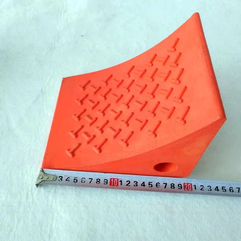 Best Sale Logo Accepted  Maximum Load Bearing 5T Urethane Foam Truck Wheel Blocks For Trailer