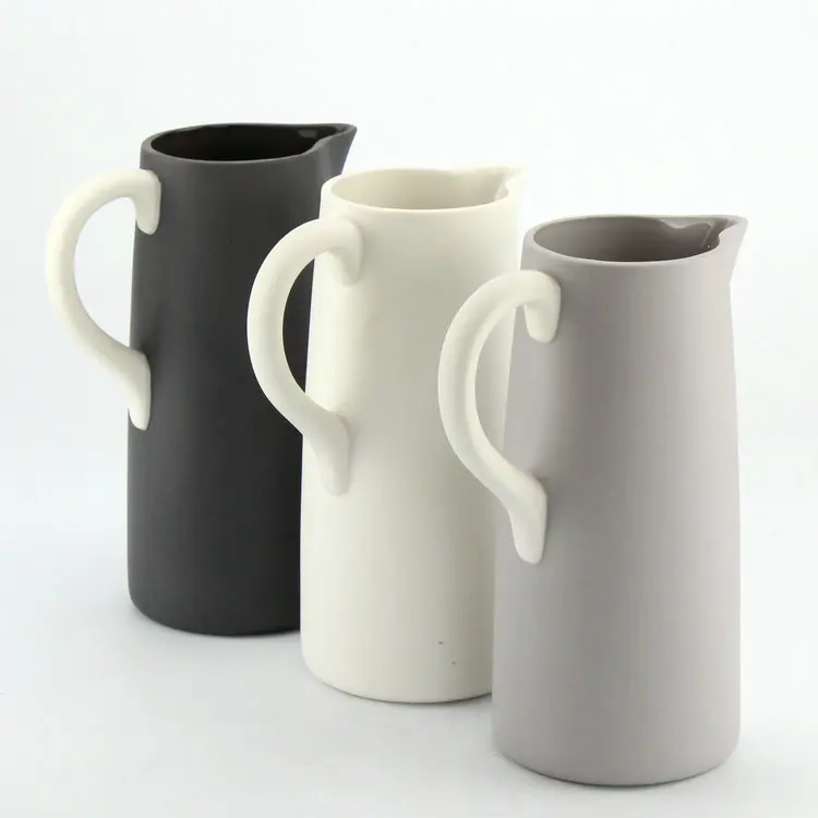 Single pitcher vases , large ceramic china flower vase for home decoration, flower arrangement