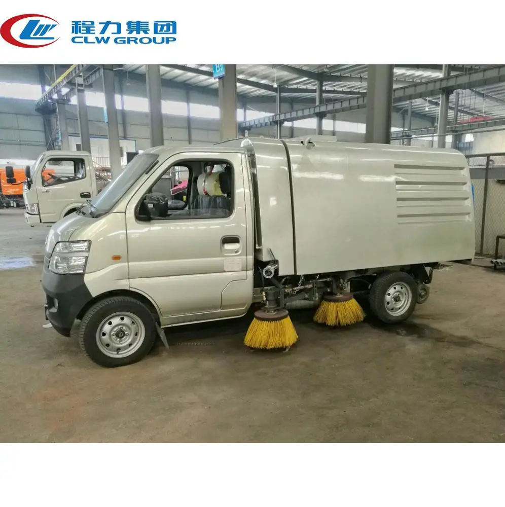small Dust Cleaning Road Washing Sweeper Truck