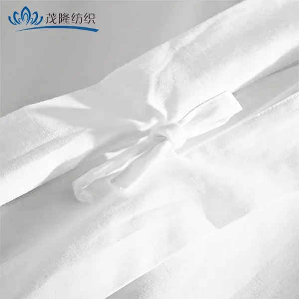 
wholesale four seasons hotel design plain satin single/double/queen/king size bed linen/bedding sets for hotel/home/hospital 