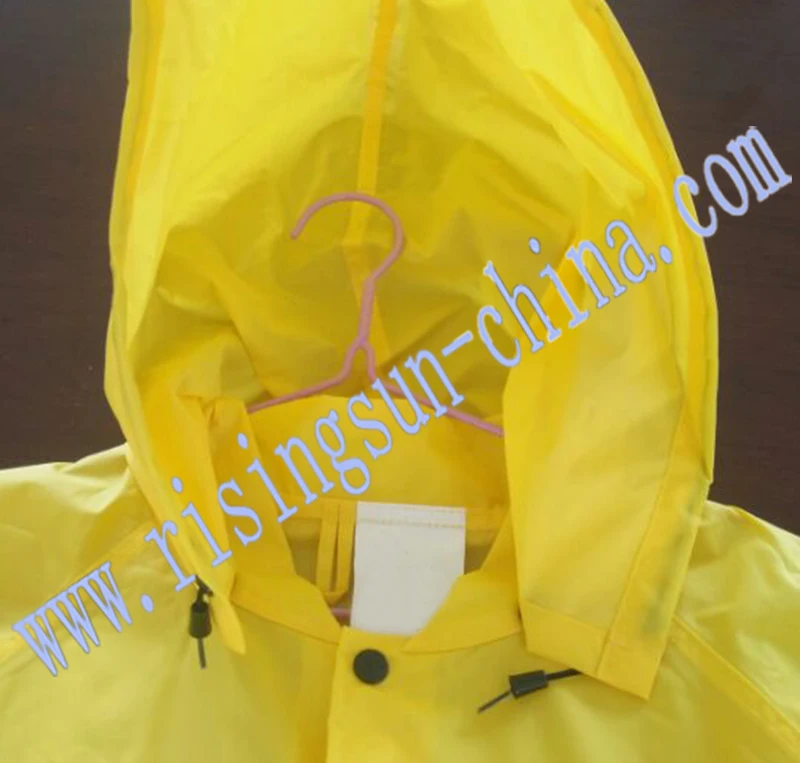Bicycle Raincoat Poncho Men Motorcycle Rain Poncho PVC Poncho Raincoat Adult Rainwear Manufacturer